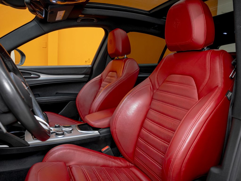 Alfa Romeo Stelvio  2022 à St-Jérôme, Québec - 11 - w1024h768px