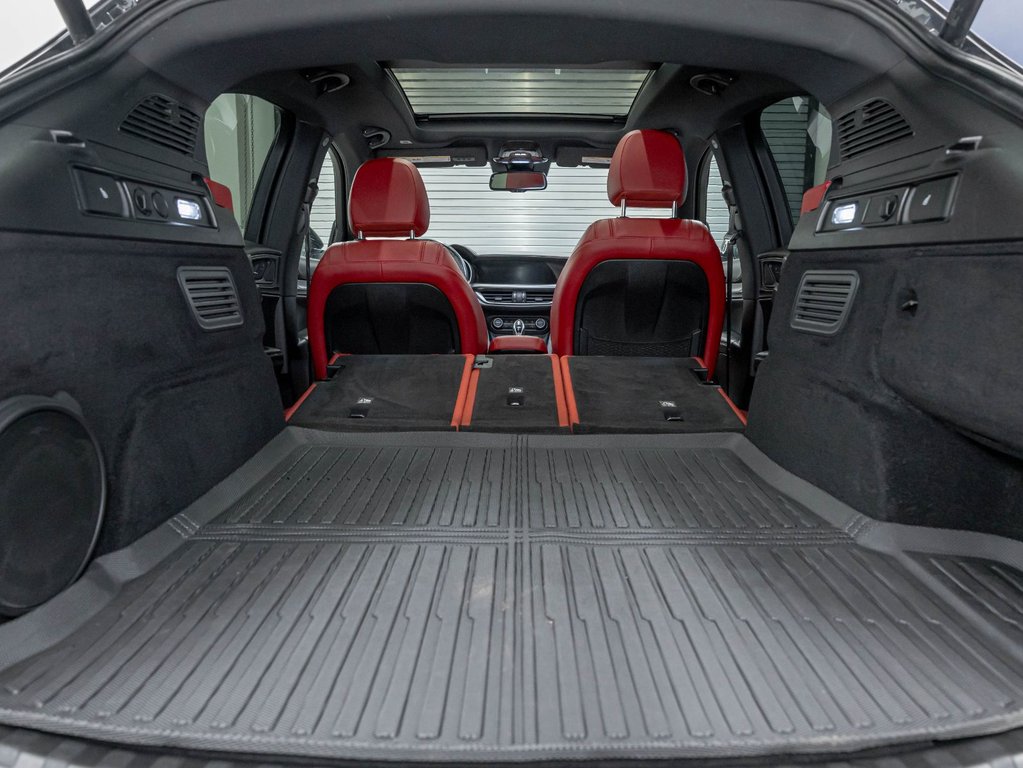 Alfa Romeo Stelvio  2022 à St-Jérôme, Québec - 29 - w1024h768px