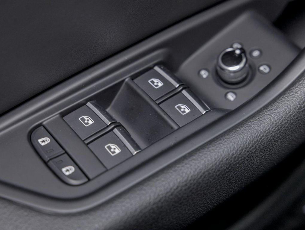 2020 Audi A5 Sportback in St-Jérôme, Quebec - 27 - w1024h768px