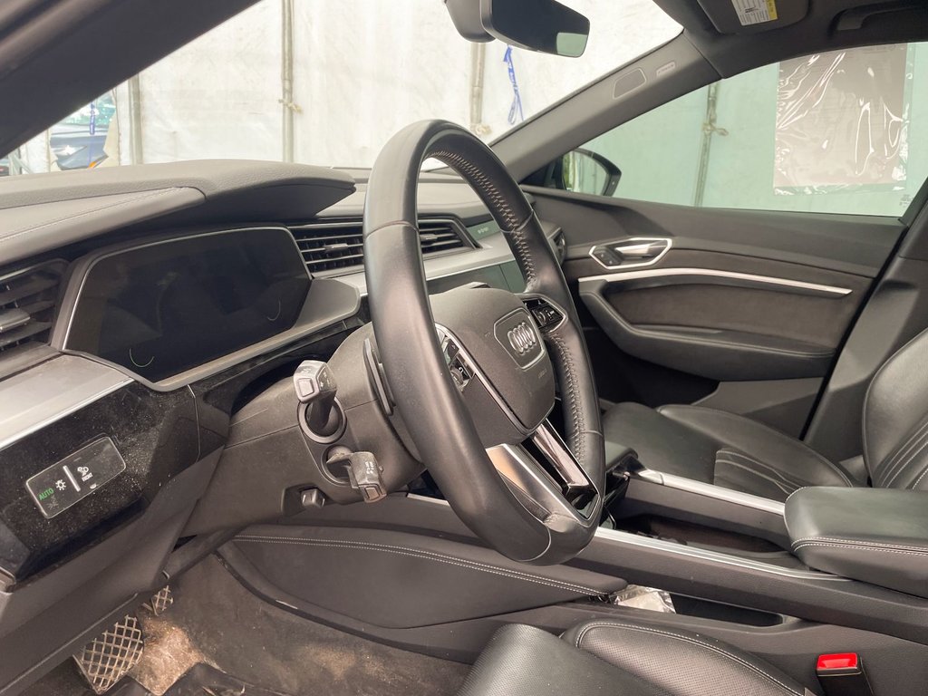 2019 Audi E-TRON in St-Jérôme, Quebec - 5 - w1024h768px