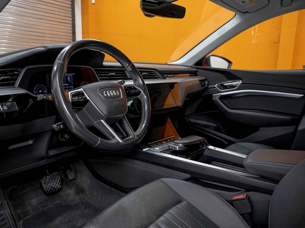 2019 Audi E-TRON in St-Jérôme, Quebec - 2 - w1024h768px