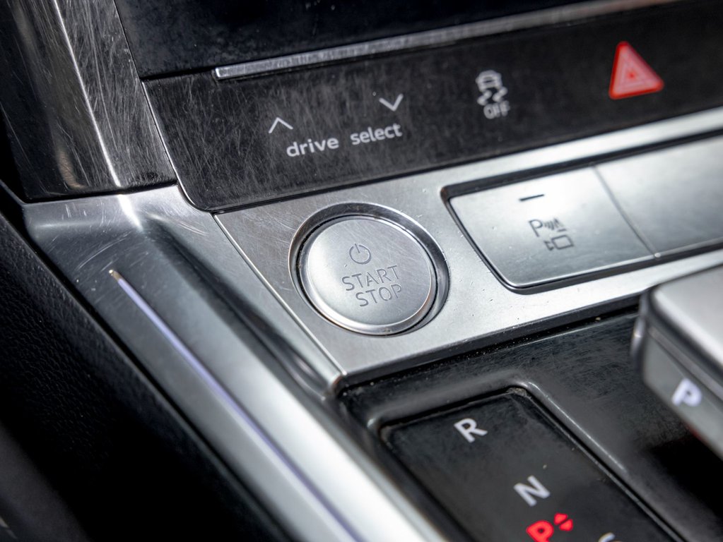 2019 Audi E-TRON in St-Jérôme, Quebec - 27 - w1024h768px