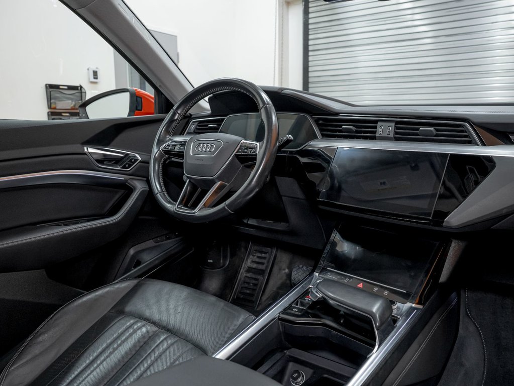 2019 Audi E-TRON in St-Jérôme, Quebec - 28 - w1024h768px