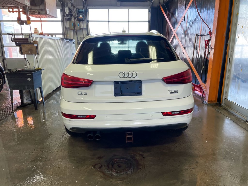 2018 Audi Q3 in St-Jérôme, Quebec - 8 - w1024h768px