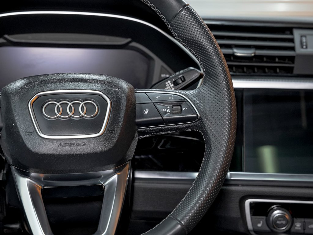 2024 Audi Q3 in St-Jérôme, Quebec - 16 - w1024h768px