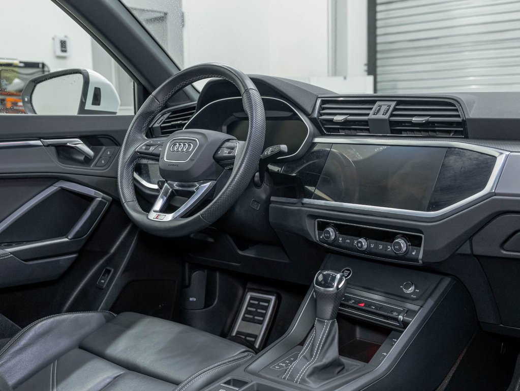 Audi Q3  2024 à St-Jérôme, Québec - 26 - w1024h768px