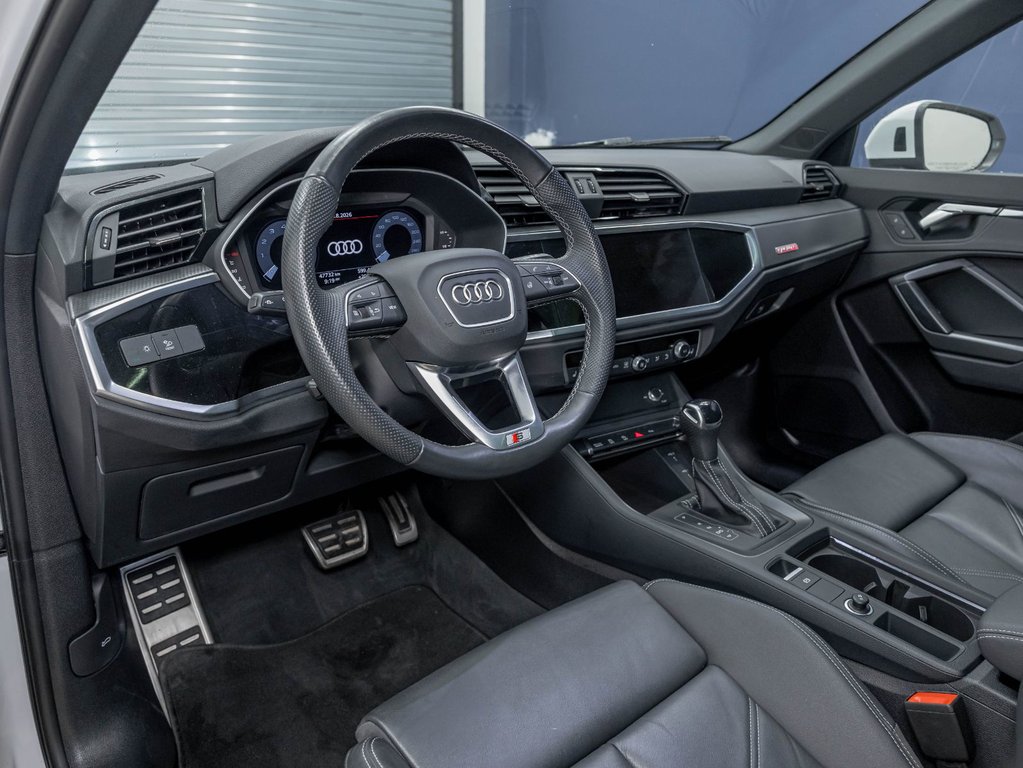 Audi Q3  2024 à St-Jérôme, Québec - 2 - w1024h768px