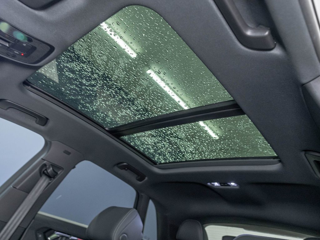 Audi Q3  2024 à St-Jérôme, Québec - 4 - w1024h768px