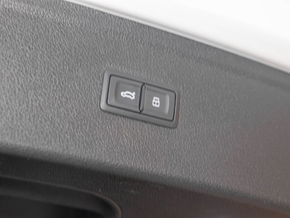 Audi Q5  2018 à St-Jérôme, Québec - 31 - w1024h768px