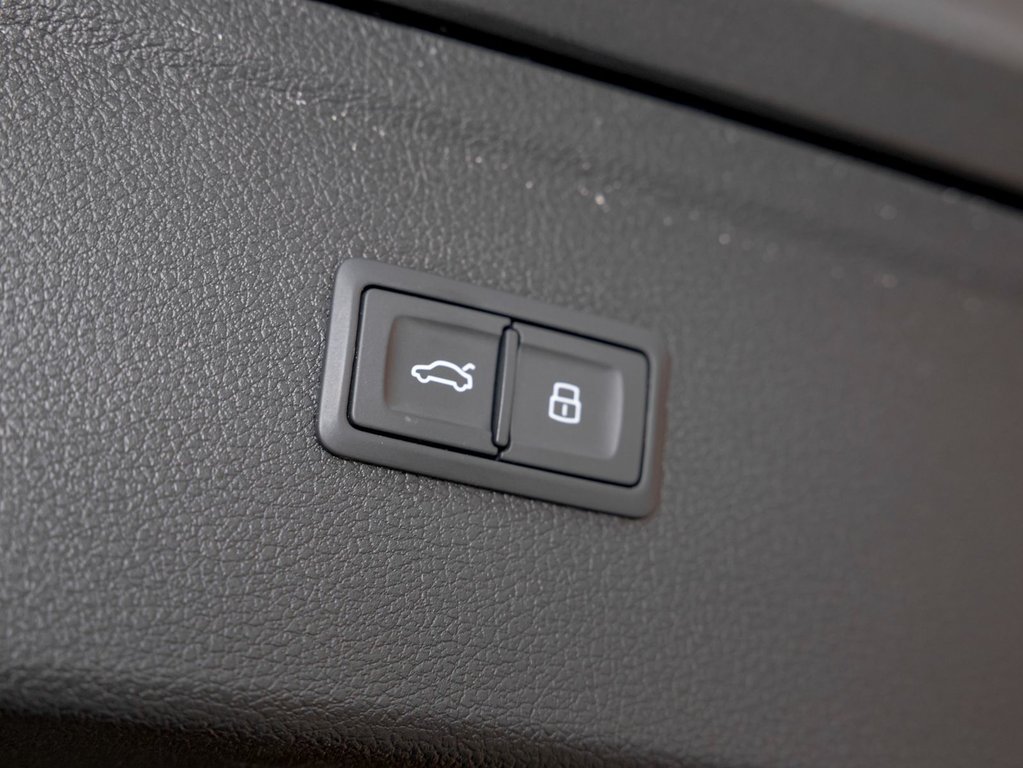 Audi Q5  2022 à St-Jérôme, Québec - 34 - w1024h768px