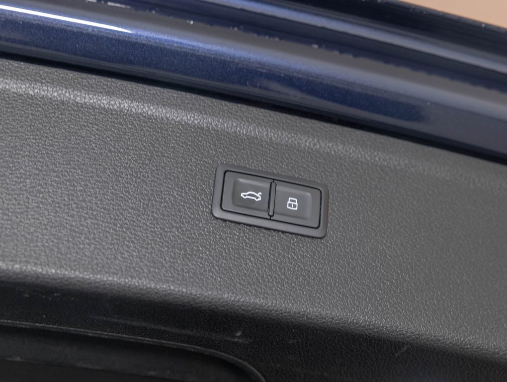 Audi Q5  2023 à St-Jérôme, Québec - 34 - w1024h768px