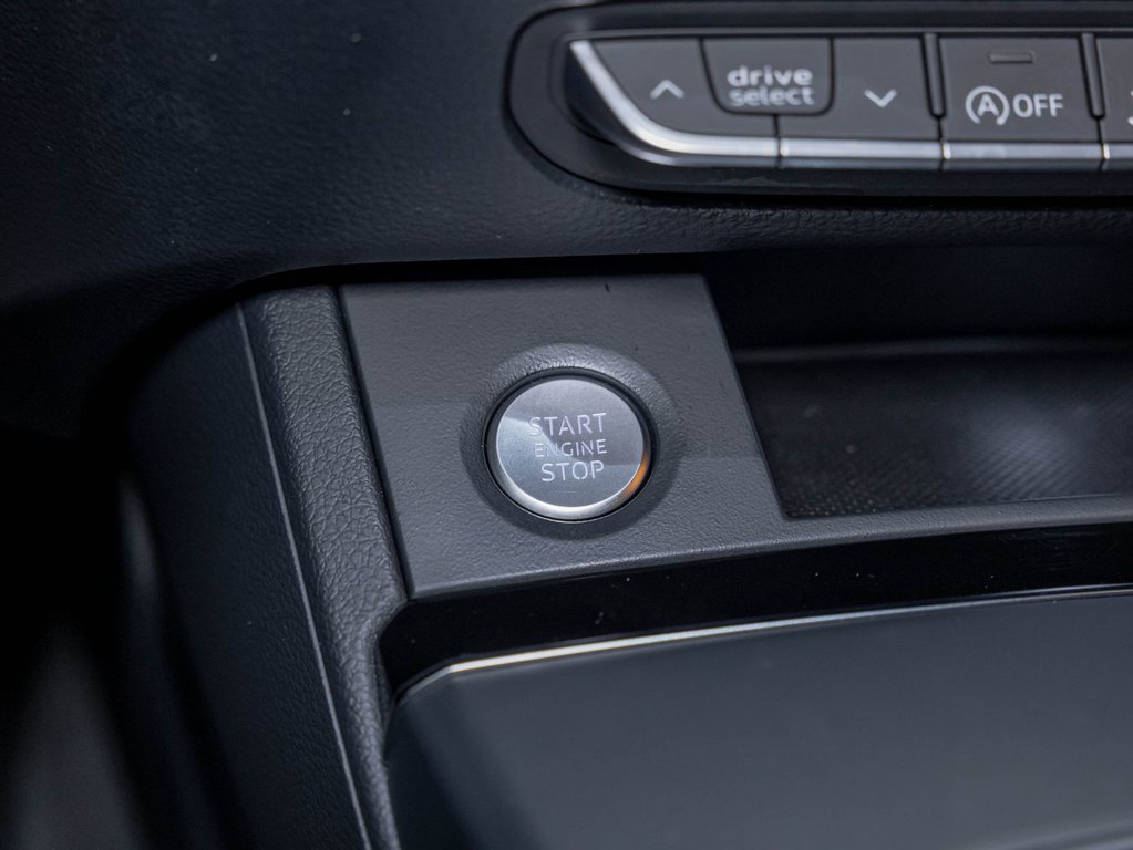 2023 Audi Q5 in St-Jérôme, Quebec - 25 - w1024h768px