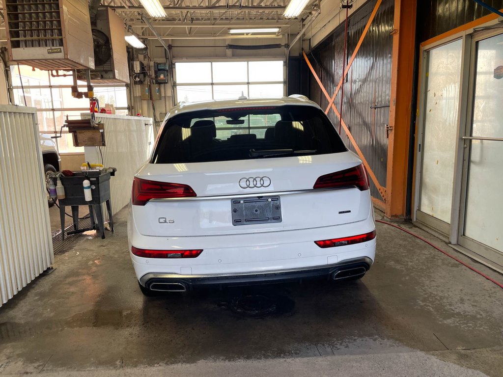 Audi Q5  2023 à St-Jérôme, Québec - 9 - w1024h768px