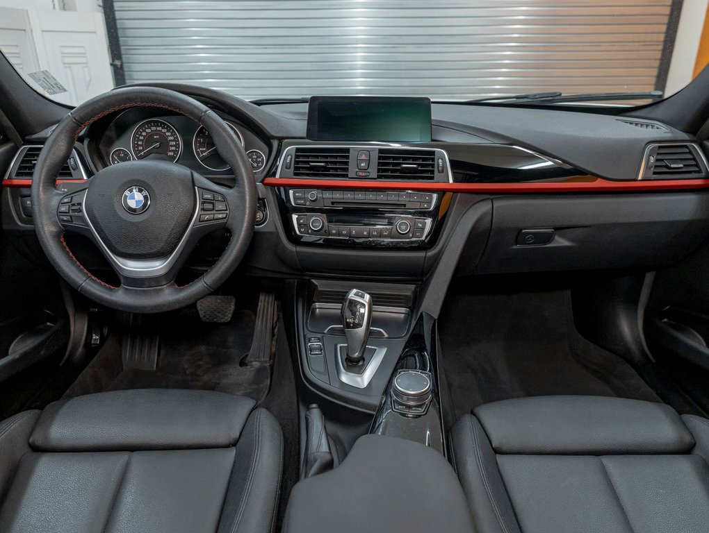 BMW 3 Series  2018 à St-Jérôme, Québec - 12 - w1024h768px