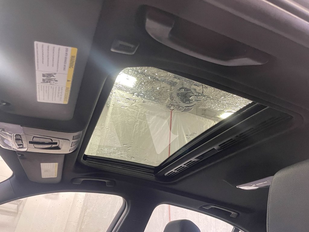 2018 BMW 3 Series in St-Jérôme, Quebec - 3 - w1024h768px