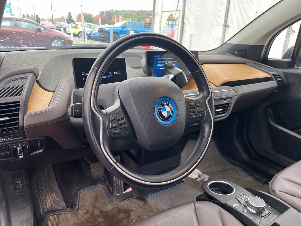 BMW I3  2021 à St-Jérôme, Québec - 4 - w1024h768px