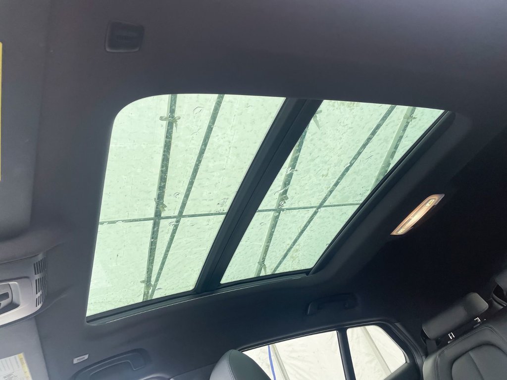 2020 BMW X2 in St-Jérôme, Quebec - 3 - w1024h768px