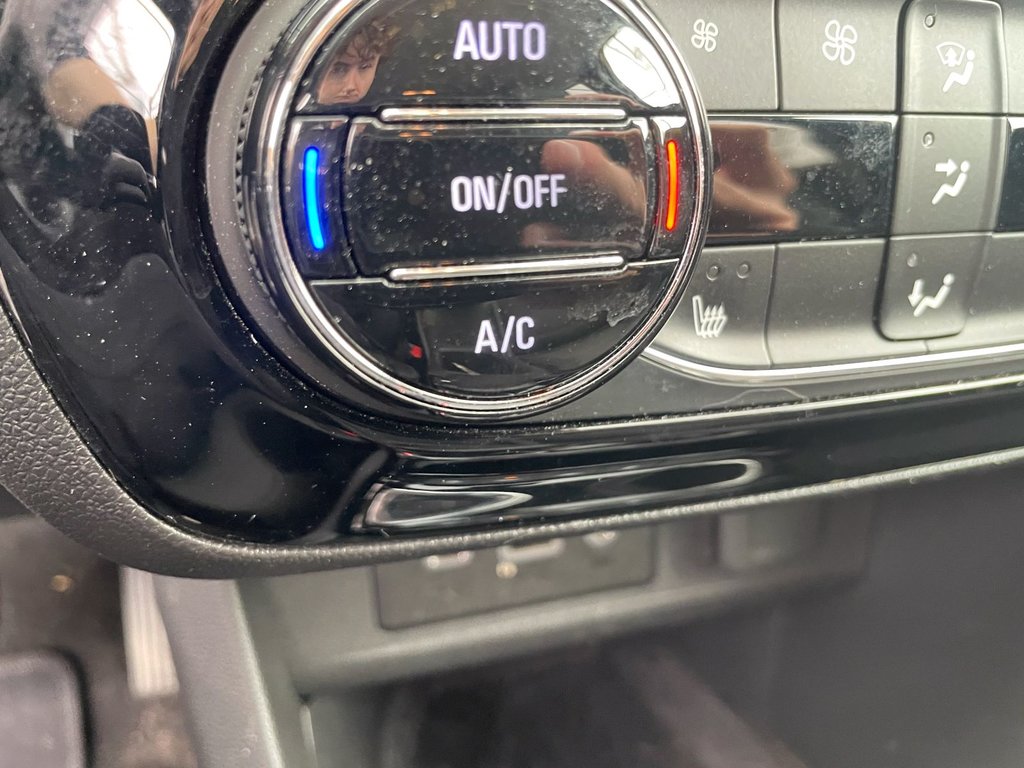 2023 Buick Encore GX in St-Jérôme, Quebec - 14 - w1024h768px