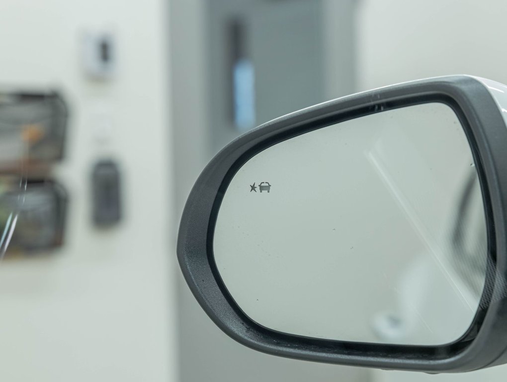 Buick Encore GX  2024 à St-Jérôme, Québec - 31 - w1024h768px