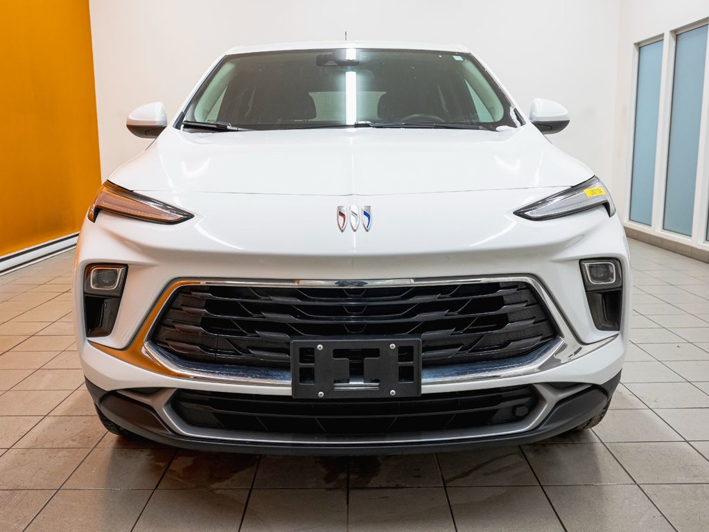 Buick Encore GX  2024 à St-Jérôme, Québec - 4 - w1024h768px