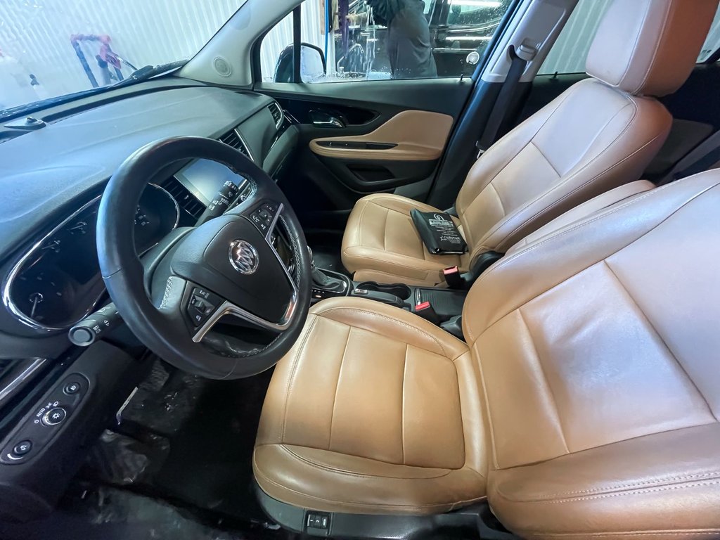 2017 Buick Encore in St-Jérôme, Quebec - 4 - w1024h768px