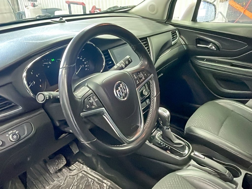 2018 Buick Encore in St-Jérôme, Quebec - 3 - w1024h768px