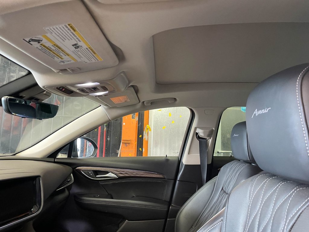 2022 Buick Envision in St-Jérôme, Quebec - 3 - w1024h768px