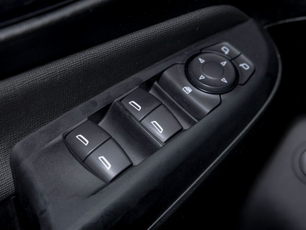 Buick Envista  2024 à St-Jérôme, Québec - 25 - w1024h768px