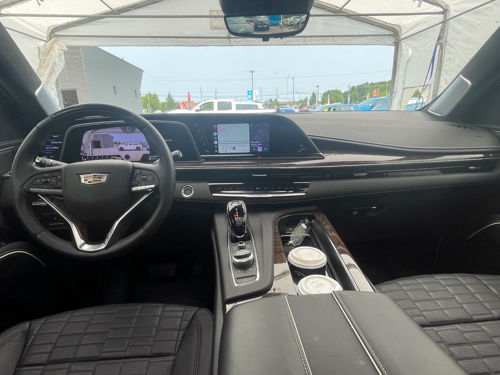 Cadillac Escalade  2024 à St-Jérôme, Québec - 13 - w1024h768px