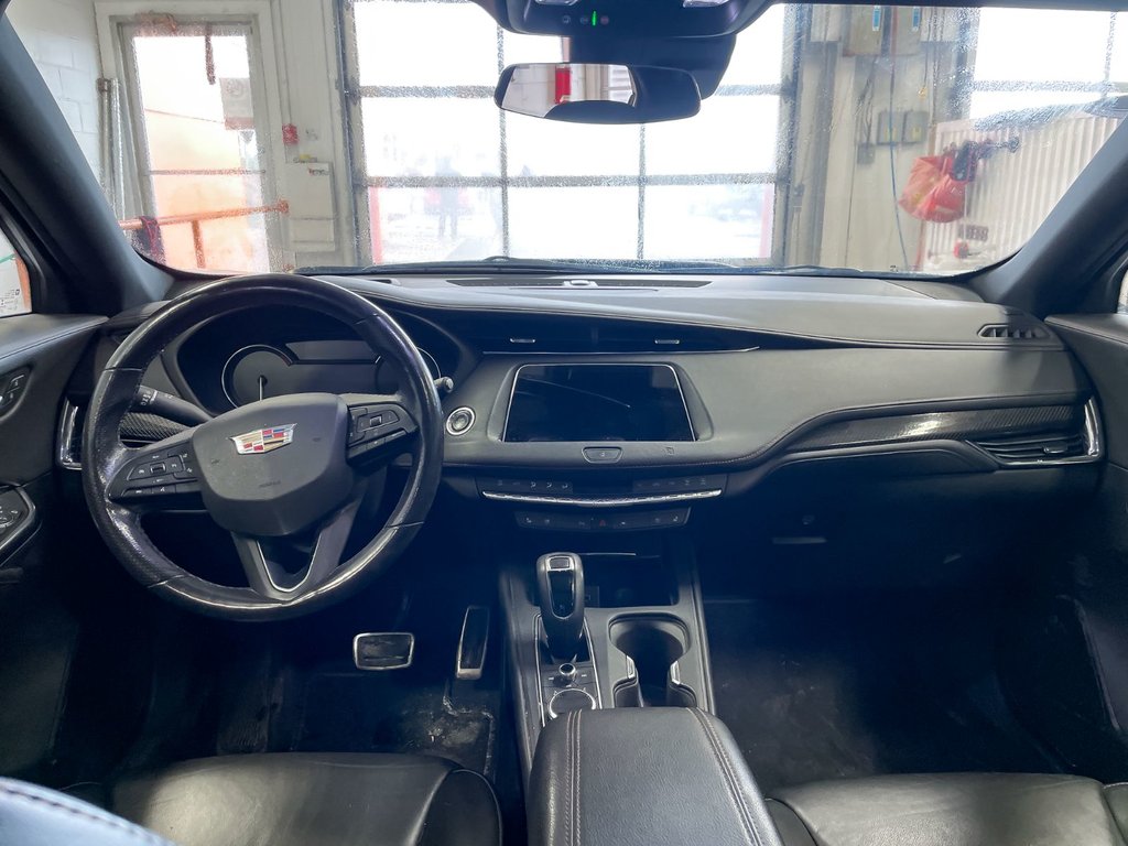 2019 Cadillac XT4 in St-Jérôme, Quebec - 12 - w1024h768px