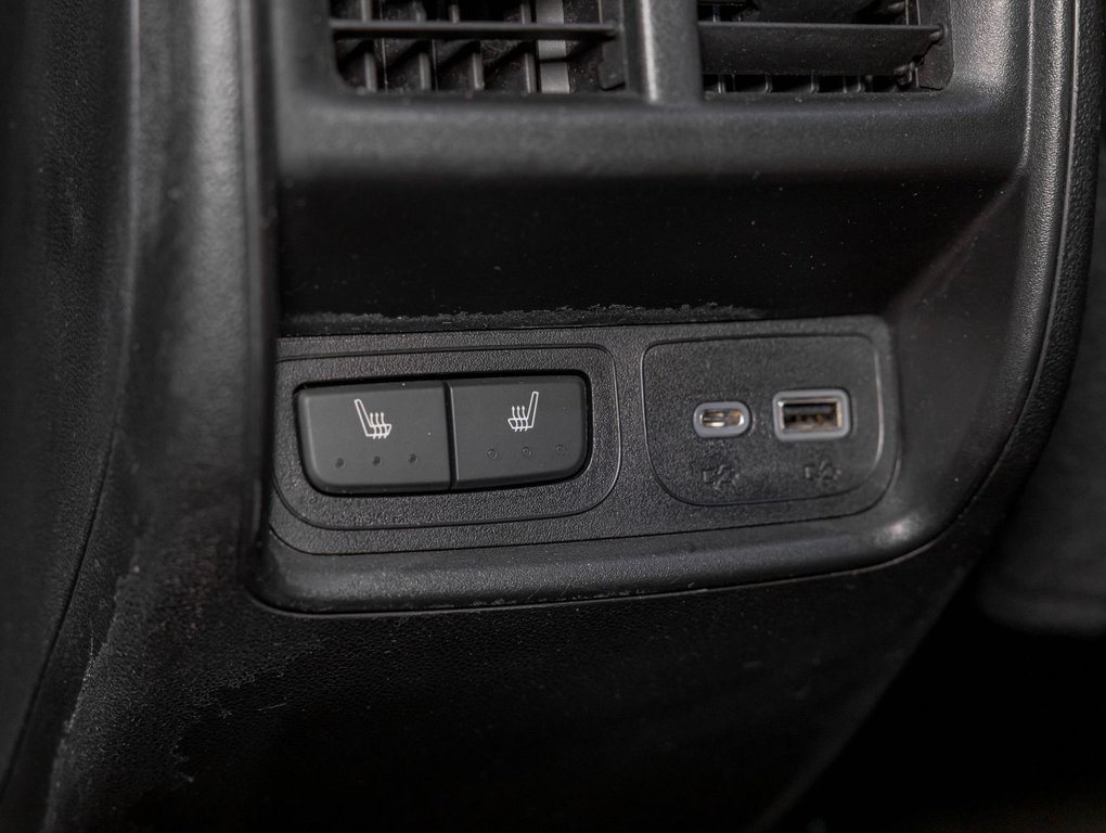 2021 Cadillac XT4 in St-Jérôme, Quebec - 29 - w1024h768px