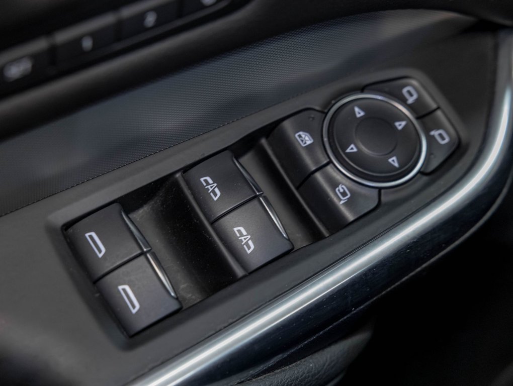 2021 Cadillac XT4 in St-Jérôme, Quebec - 26 - w1024h768px