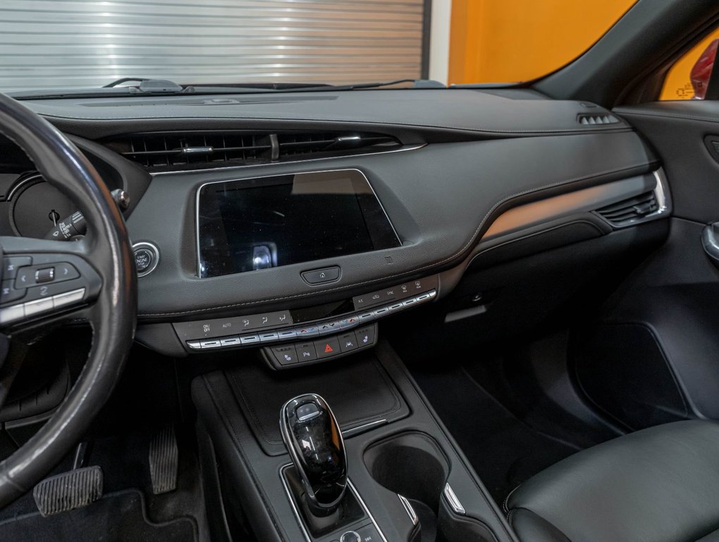 2021 Cadillac XT4 in St-Jérôme, Quebec - 21 - w1024h768px
