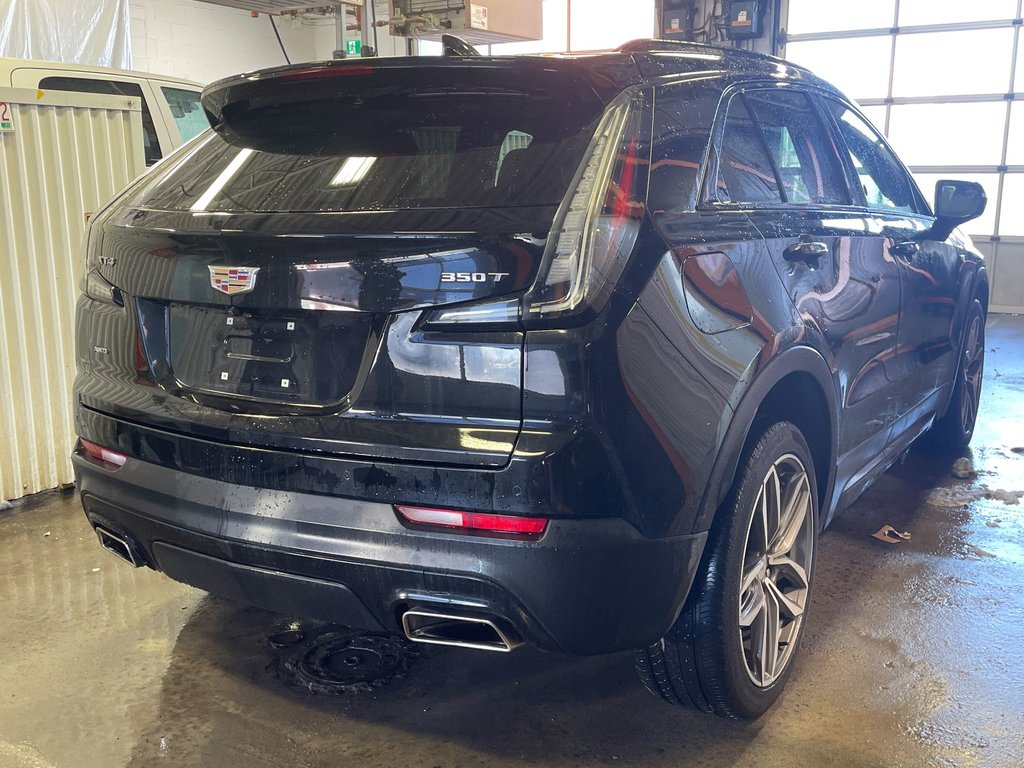 2023 Cadillac XT4 in St-Jérôme, Quebec - 9 - w1024h768px