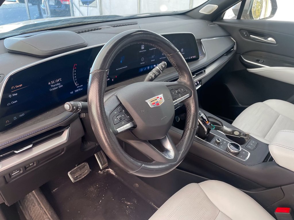 Cadillac XT4  2024 à St-Jérôme, Québec - 4 - w1024h768px