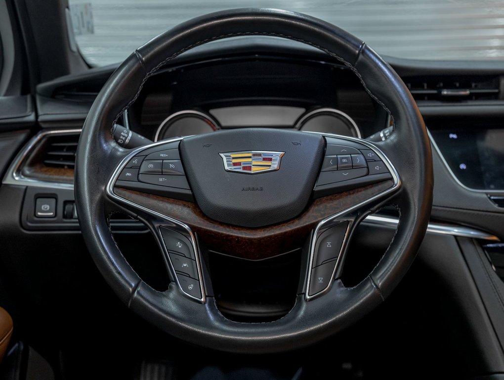 2020 Cadillac XT5 in St-Jérôme, Quebec - 14 - w1024h768px