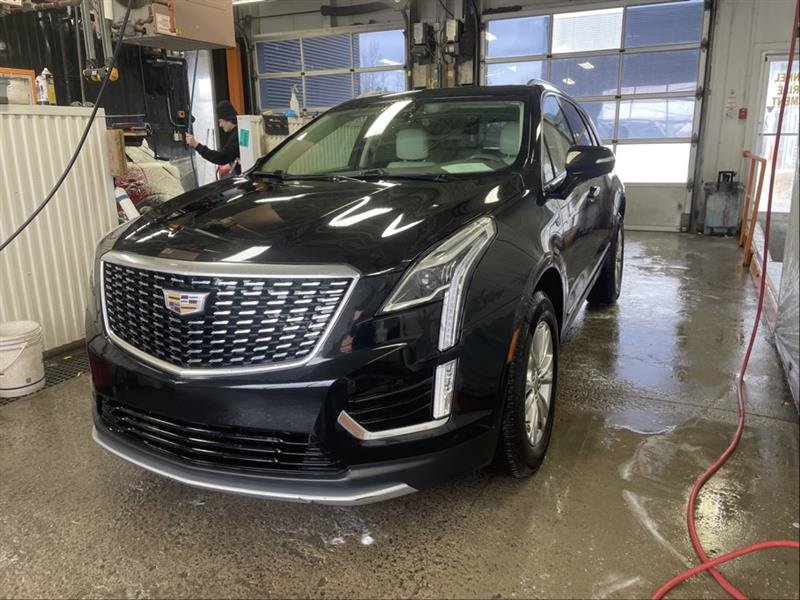 2020 Cadillac XT5 in St-Jérôme, Quebec - 1 - w1024h768px