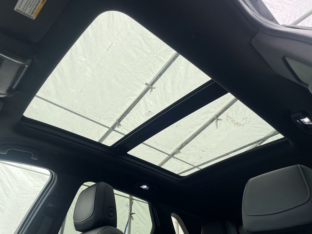 2021 Cadillac XT5 in St-Jérôme, Quebec - 3 - w1024h768px