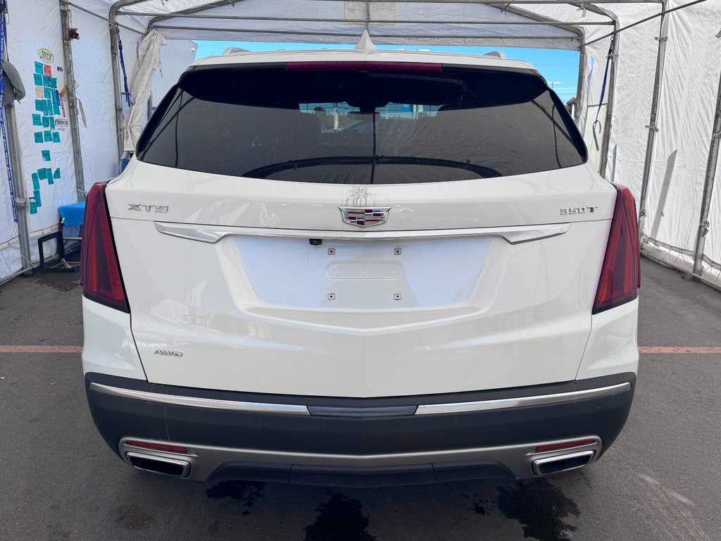 2022 Cadillac XT5 in St-Jérôme, Quebec - 8 - w1024h768px