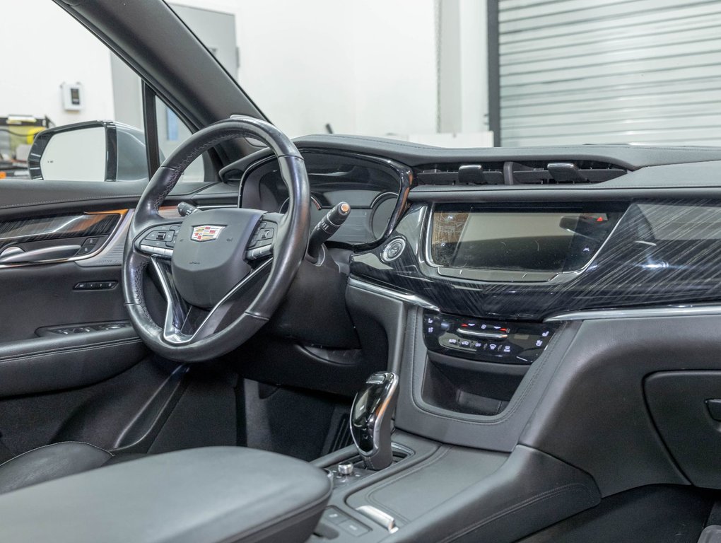 2021 Cadillac XT6 in St-Jérôme, Quebec - 20 - w1024h768px
