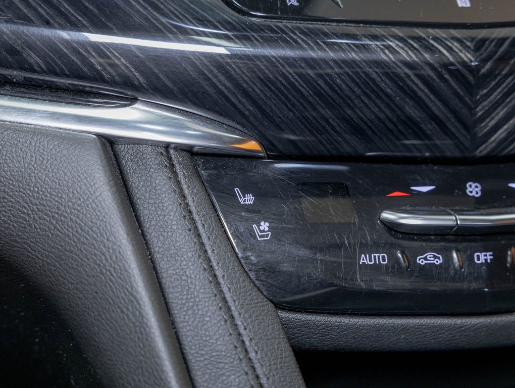 2021 Cadillac XT6 in St-Jérôme, Quebec - 16 - w1024h768px