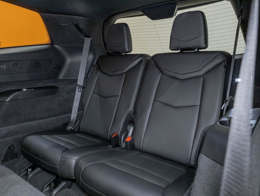 2021 Cadillac XT6 in St-Jérôme, Quebec - 28 - w1024h768px