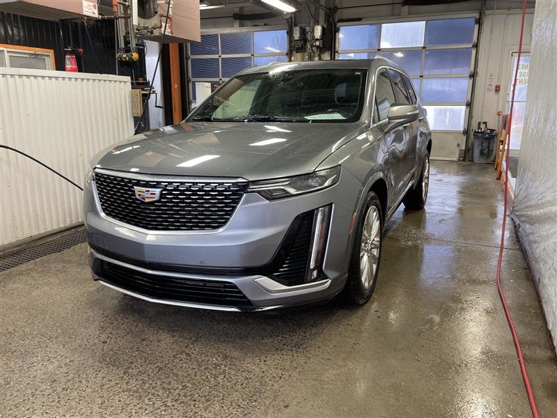 Cadillac XT6  2021 à St-Jérôme, Québec - 1 - w1024h768px