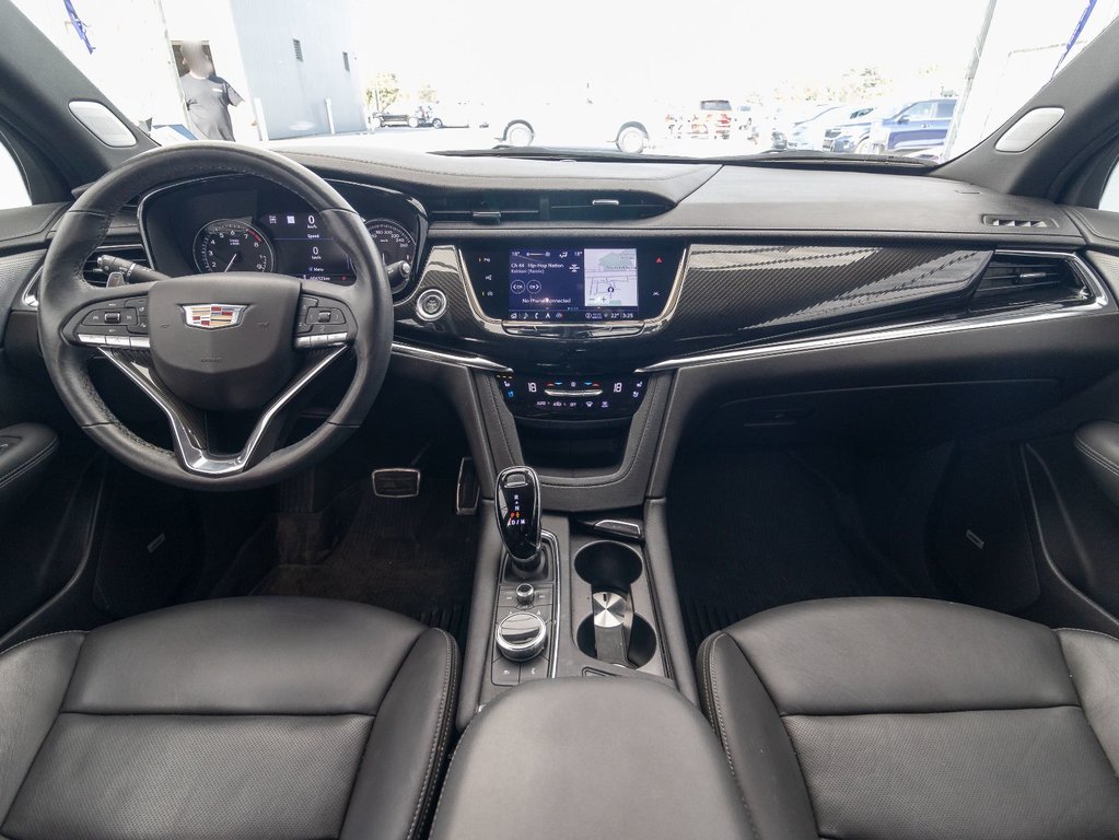 2022 Cadillac XT6 in St-Jérôme, Quebec - 13 - w1024h768px