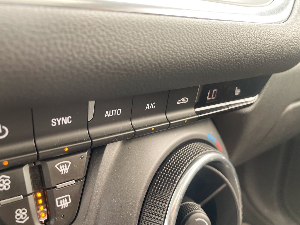 2019 Chevrolet Blazer in St-Jérôme, Quebec - 17 - w1024h768px