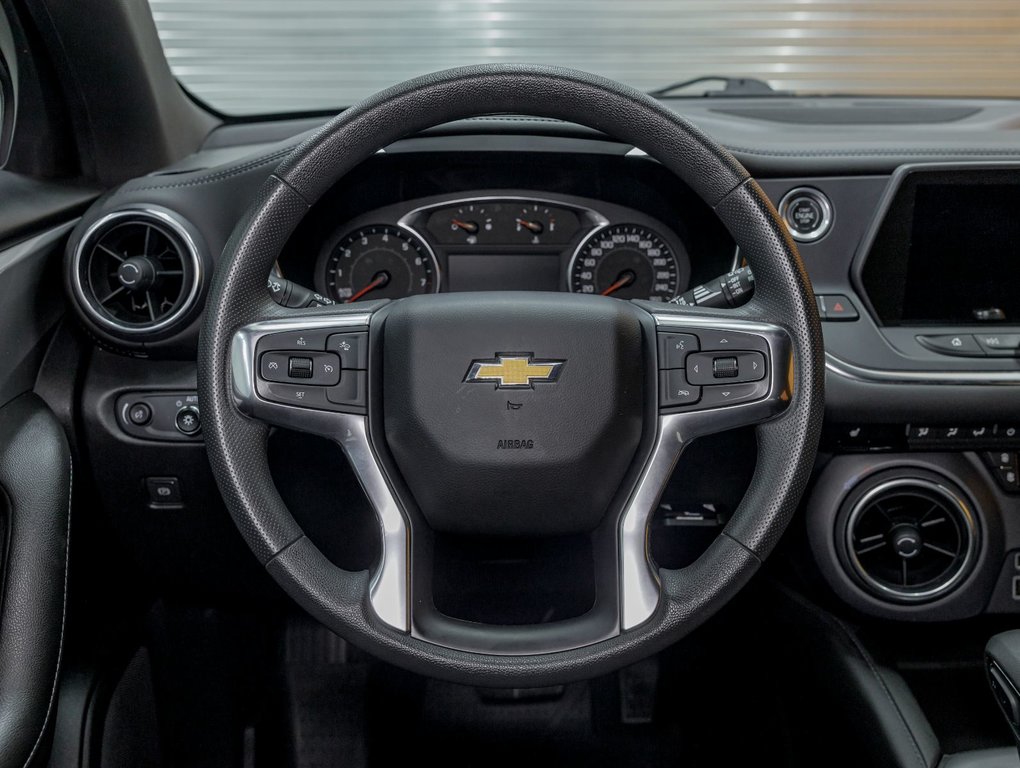 2022 Chevrolet Blazer in St-Jérôme, Quebec - 12 - w1024h768px