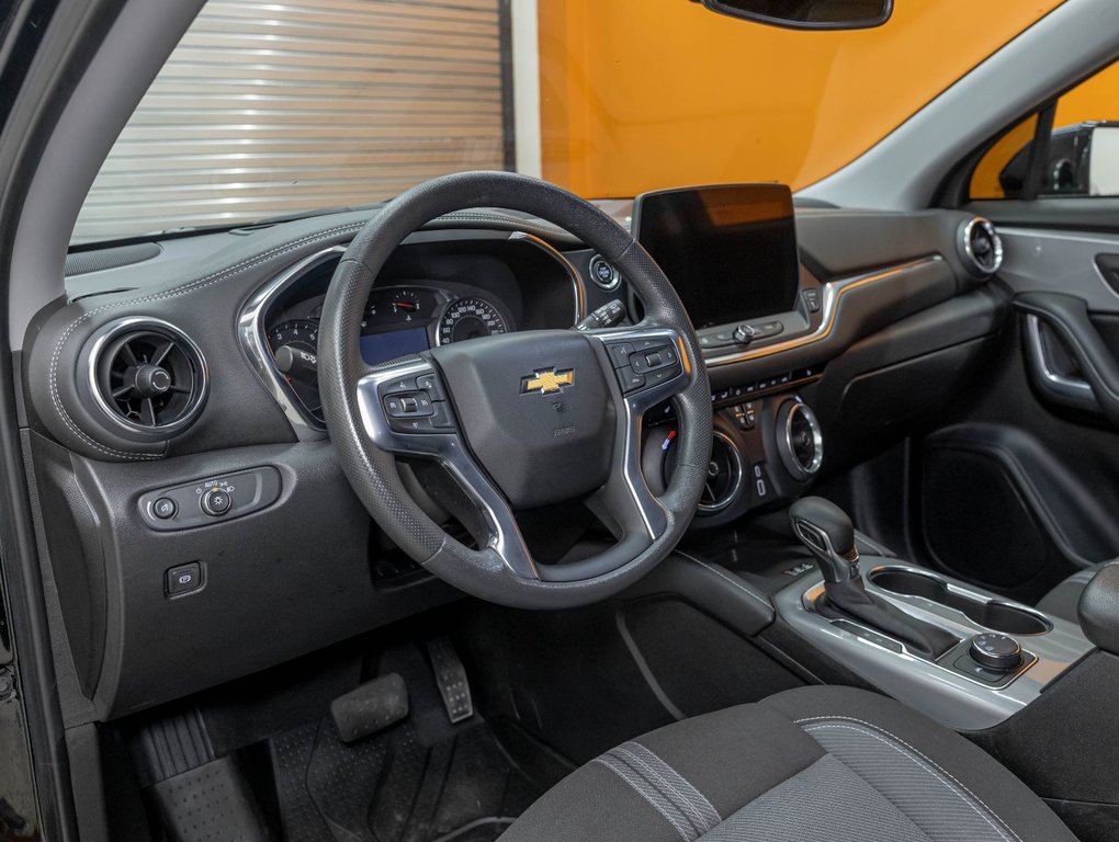 2023 Chevrolet Blazer in St-Jérôme, Quebec - 2 - w1024h768px