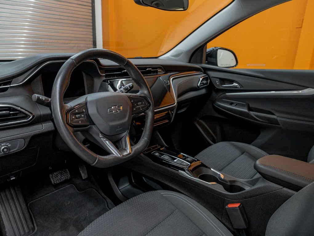 2022 Chevrolet BOLT EUV in St-Jérôme, Quebec - 2 - w1024h768px