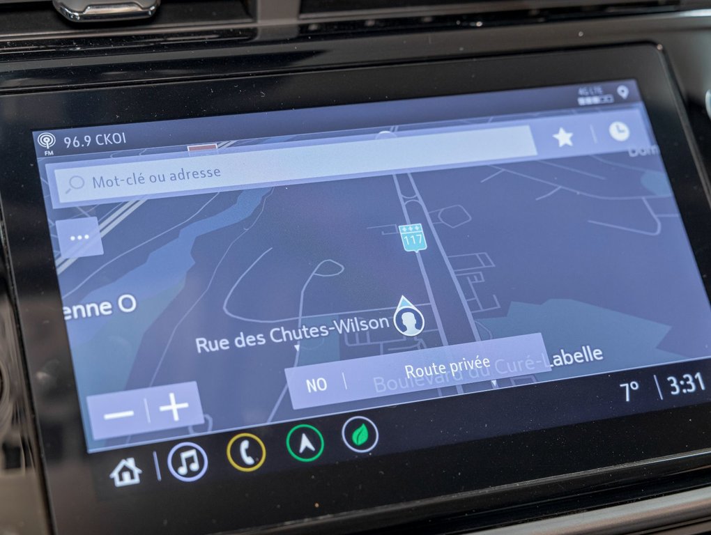 2022 Chevrolet BOLT EUV in St-Jérôme, Quebec - 17 - w1024h768px