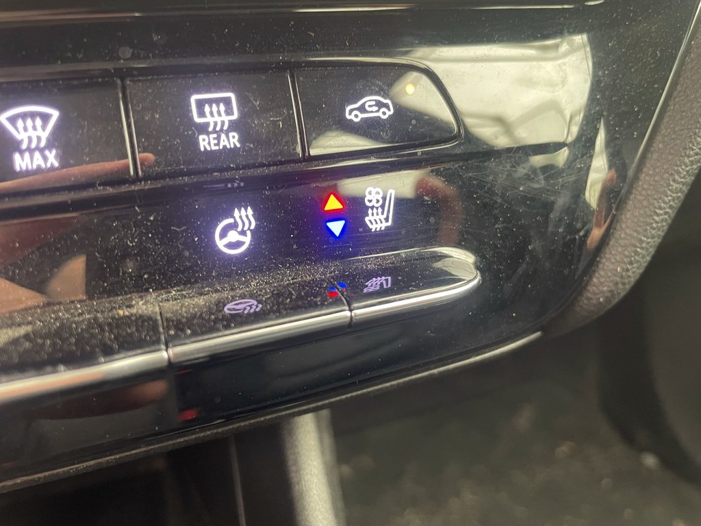 Chevrolet BOLT EUV  2022 à St-Jérôme, Québec - 12 - w1024h768px